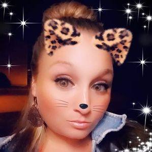 Meet your Posher, Nadine